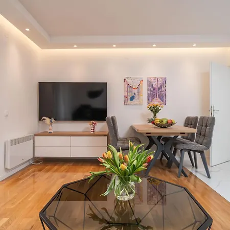 Doramia Apartment