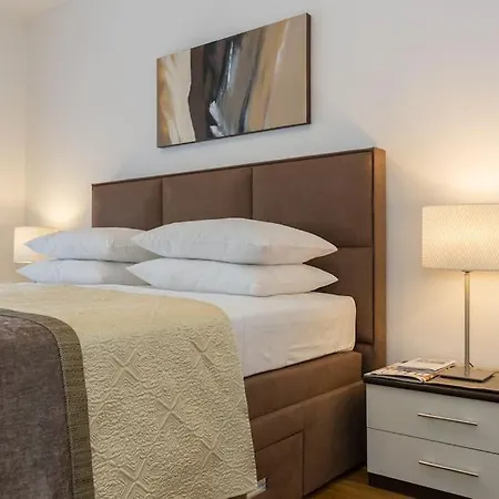 Doramia Apartment