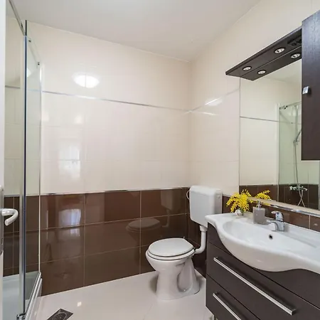 Doramia Apartment